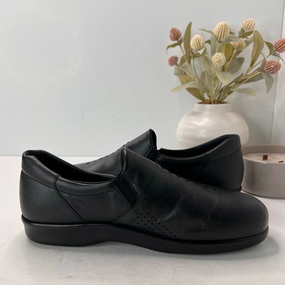 SAS Viva Leather Slip On Walking Loafer Black Women's 10W Buttery Soft - Picture 7 of 11